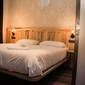Black Swan The Penthouse , Sevilha Espanha