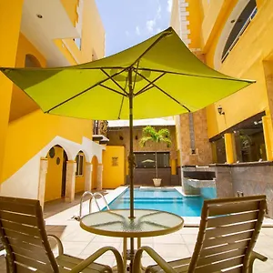 **** Hotel Flamboyanes México
